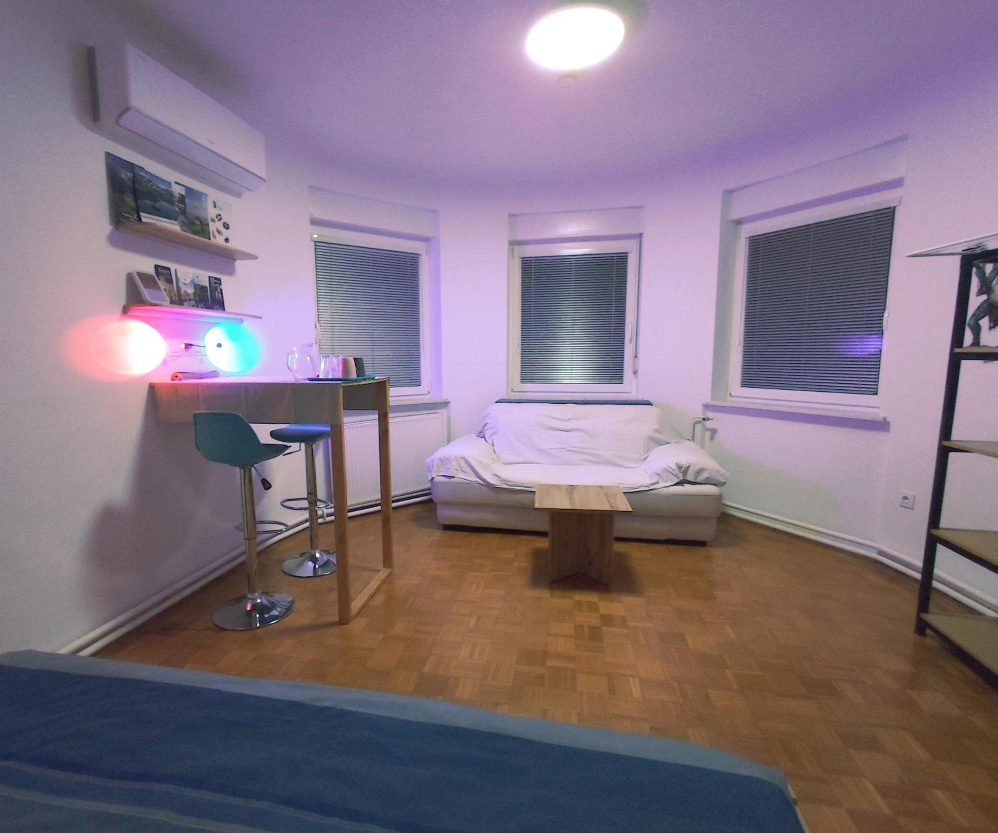 Roomserv Ljubljana Rom bilde